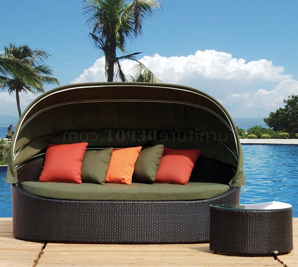 Outdoor Sofas With Canopy