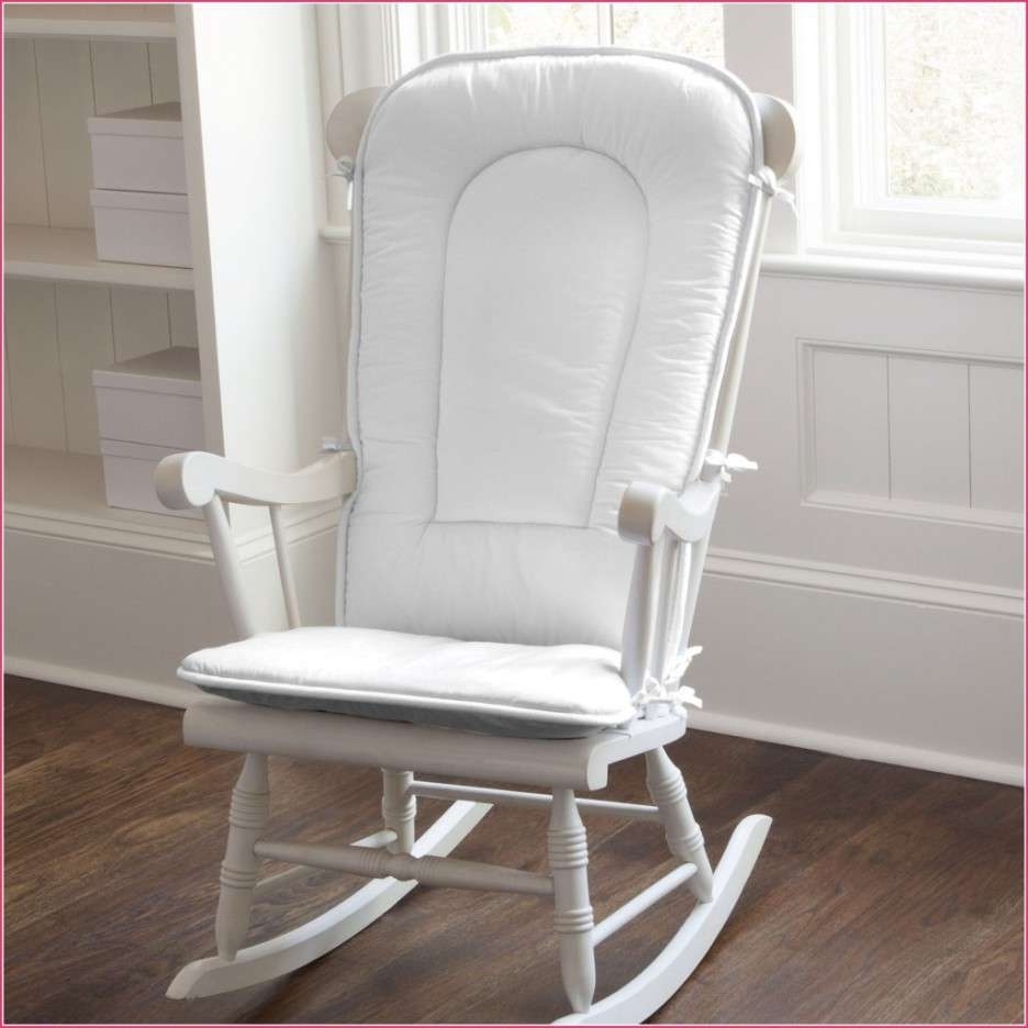 Rocking Chairs For Baby Room