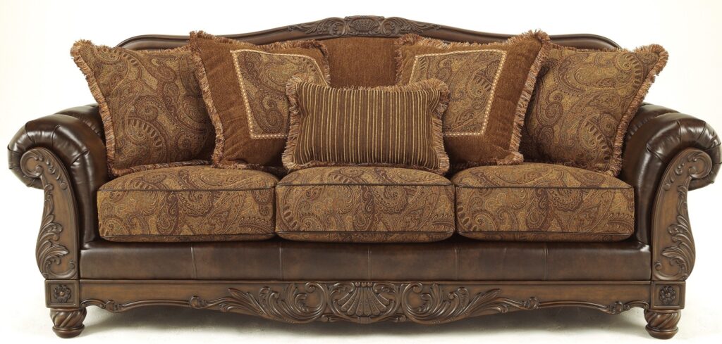 antique style sofa        
        <figure class=