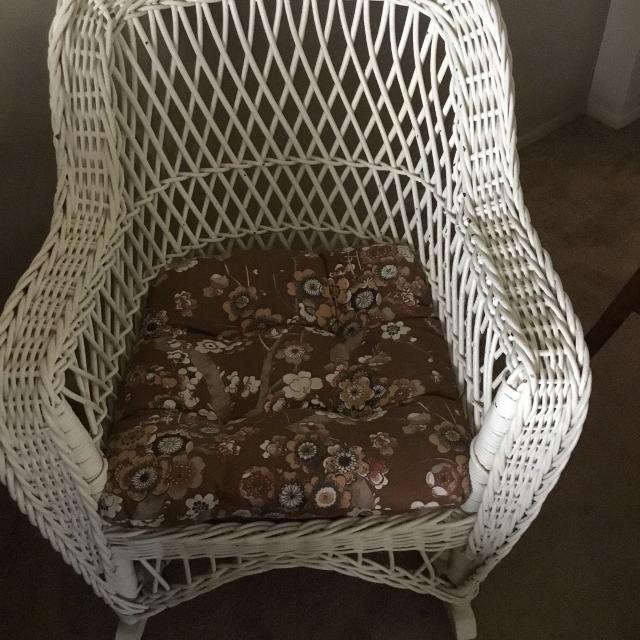 Best Vintage Wicker Rocking Chair for sale in Calgary, Alberta for .