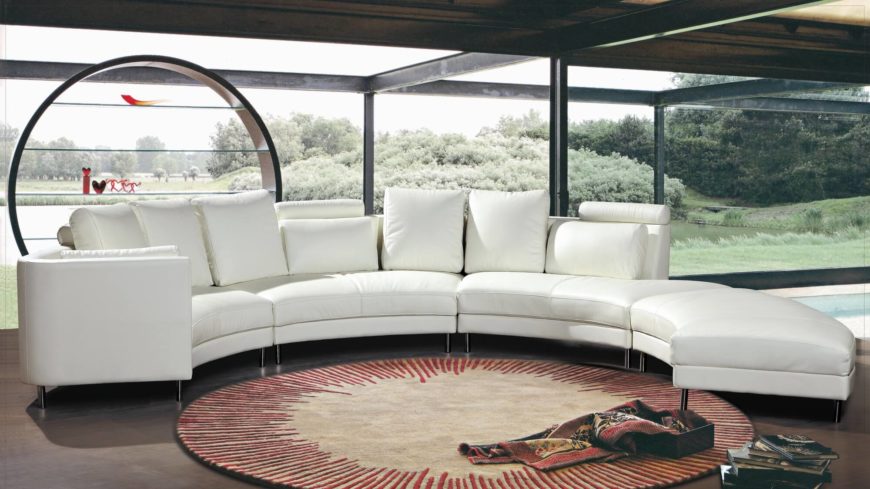 25 Contemporary Curved and Round Sectional Sof
