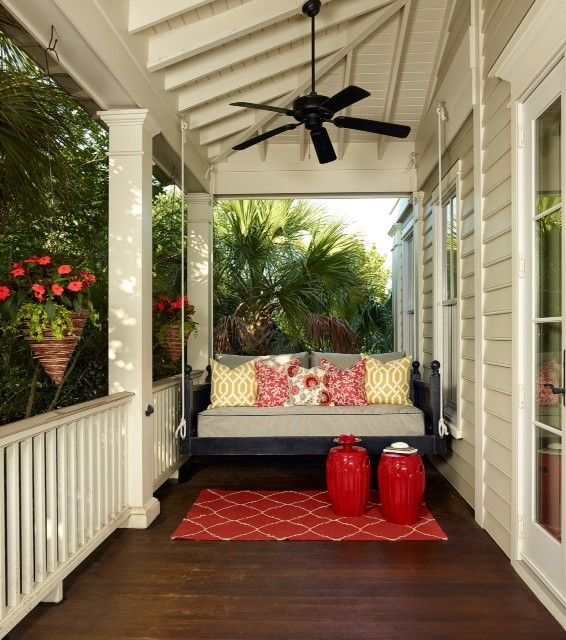 Charming Small Porch Swing Ideas You Will Love | Porch swing bed .