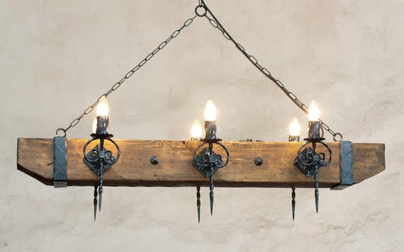 Wood beam and wrought iron chandelier for 6 lights. | Et
