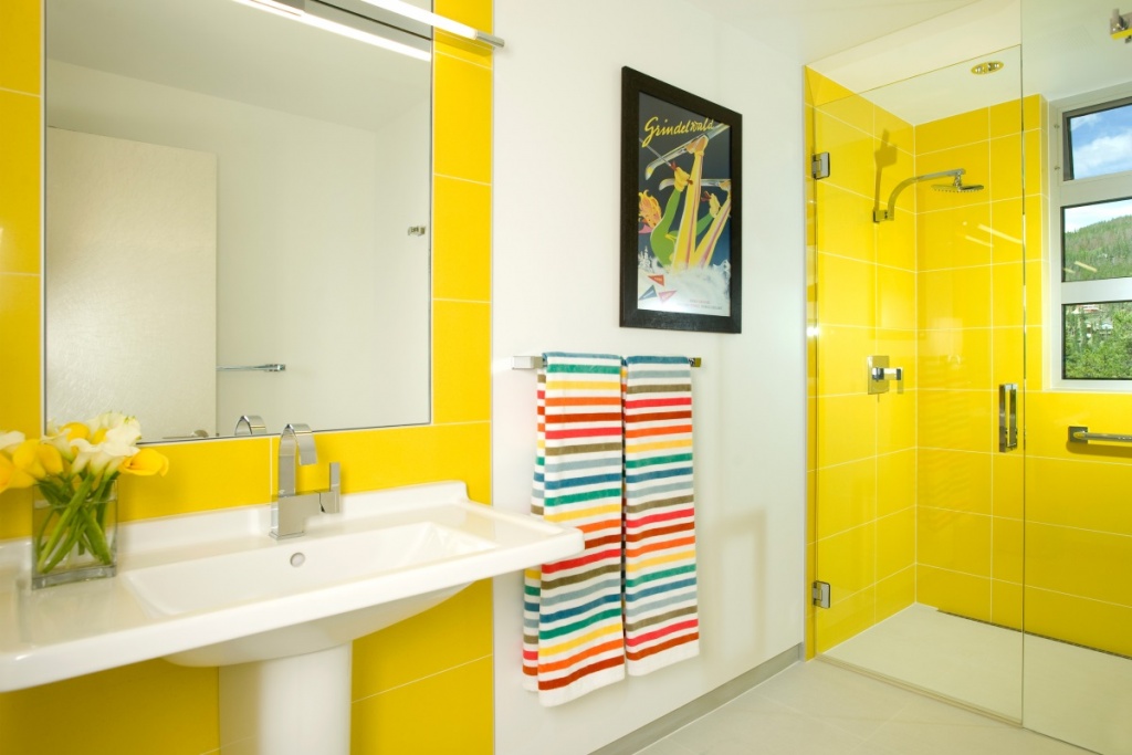 Light yellow bathroom