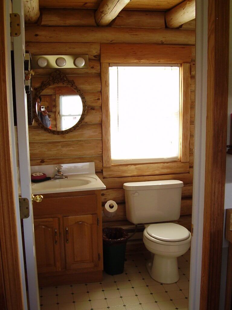 Small western bathroom