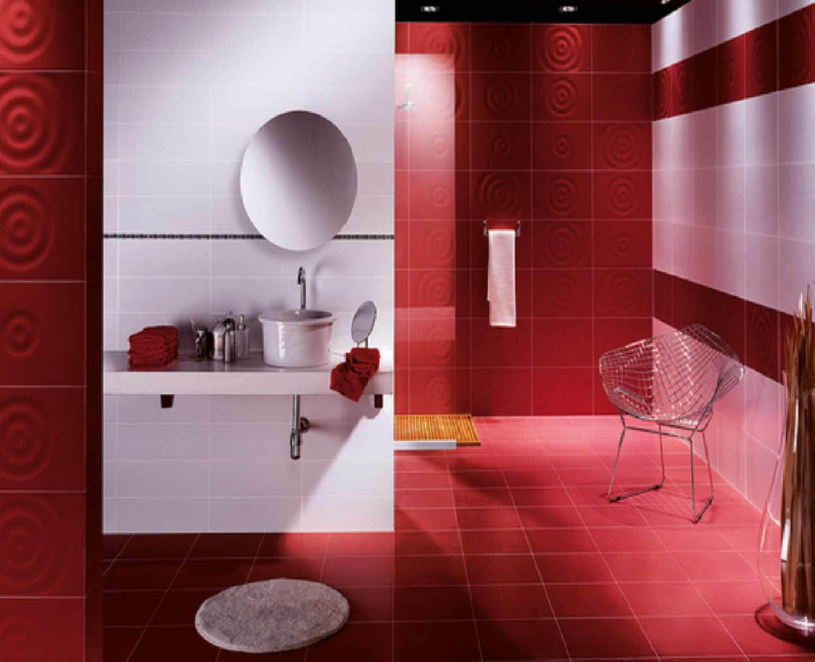Fabulous red bathroom