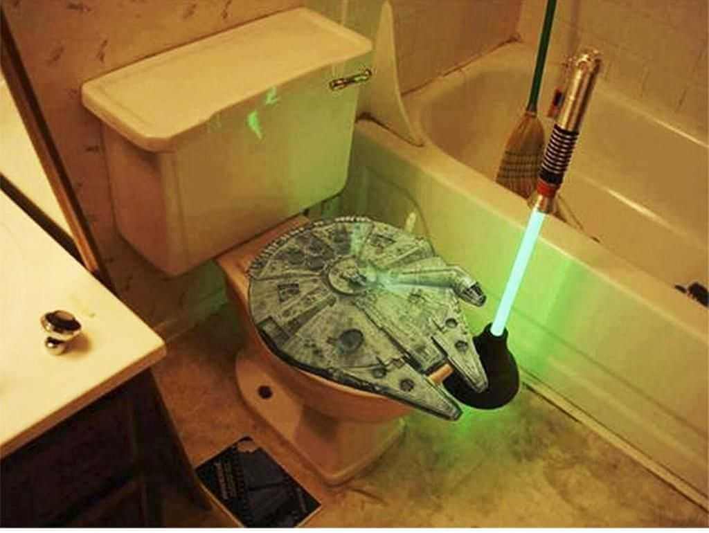 Creative Star Wars bathroom