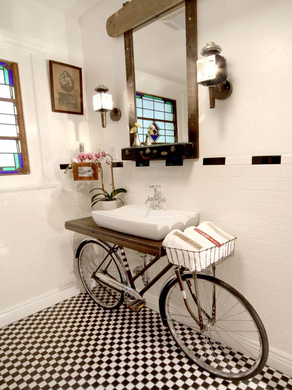 Brilliant DIY bathroom vanity
