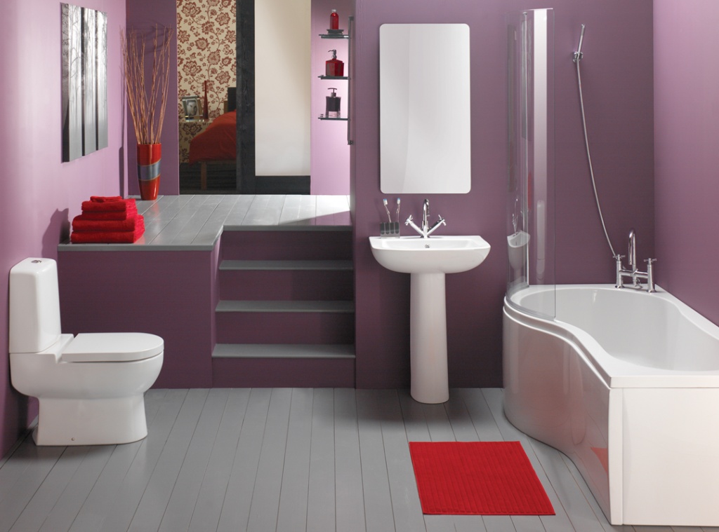 Nice purple bathroom