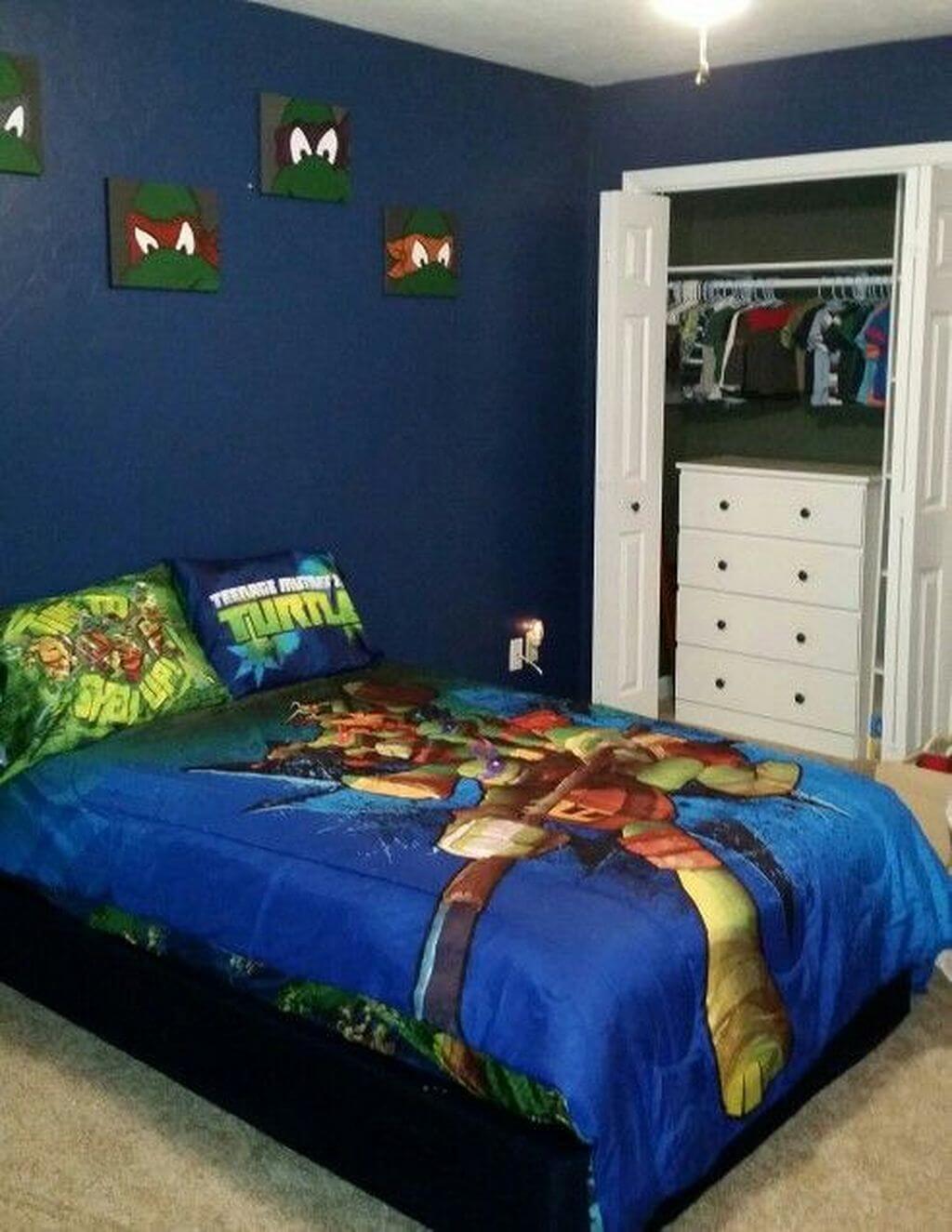 Quiet Ninja Turtles bedroom