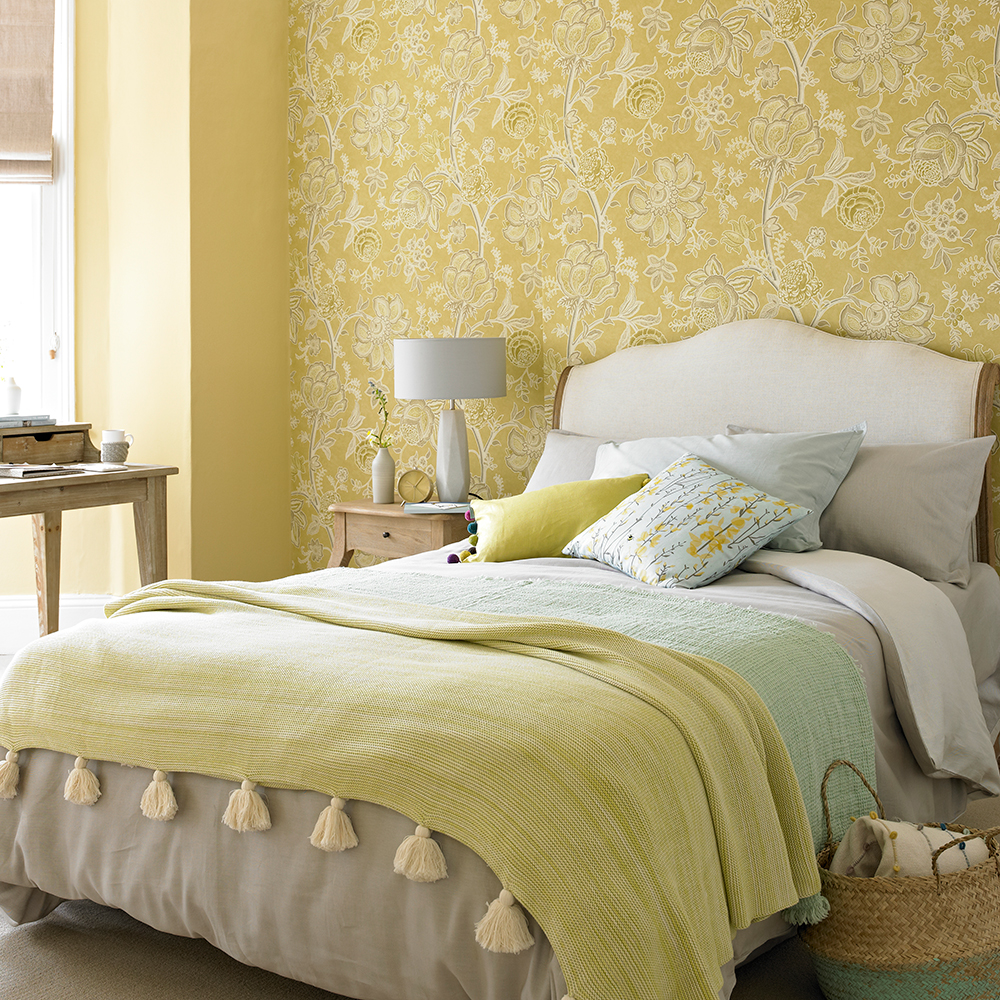 Chic yellow bedroom