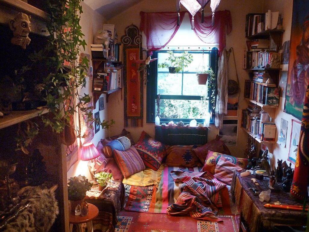 Nice mess hippie bedroom