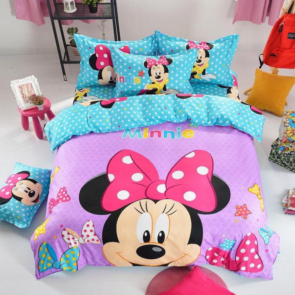 Joyful Minnie Mouse bedroom