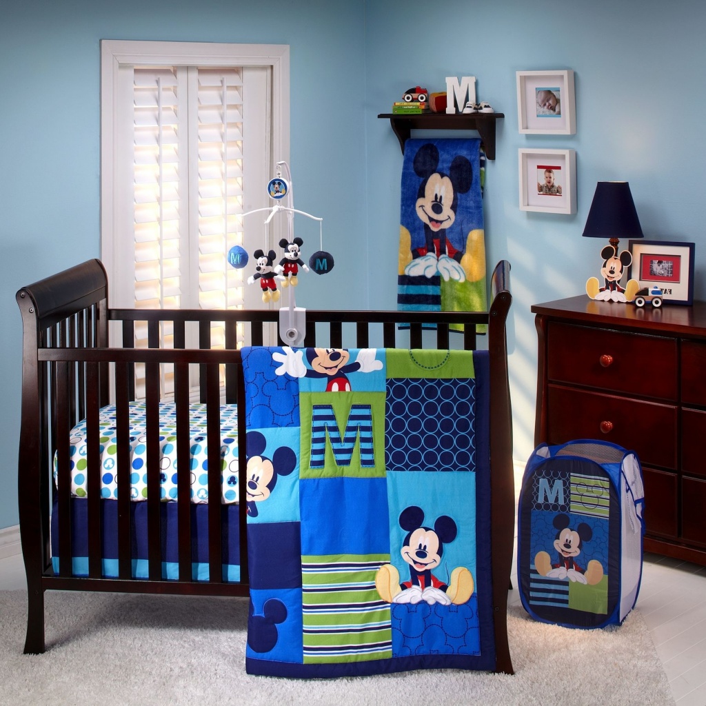 Beautiful Minnie Mouse bedroom