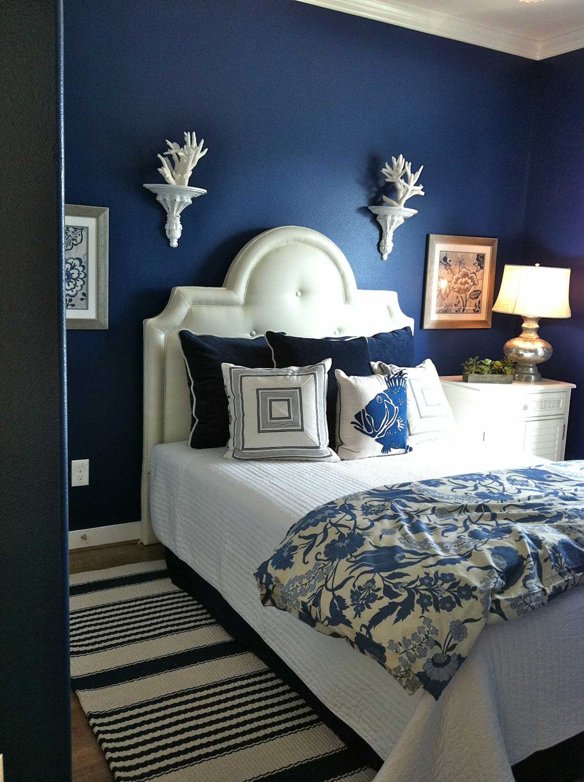 Nice dark blue bedroom