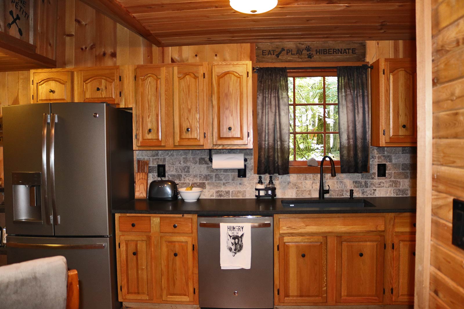 Simple cabin kitchen