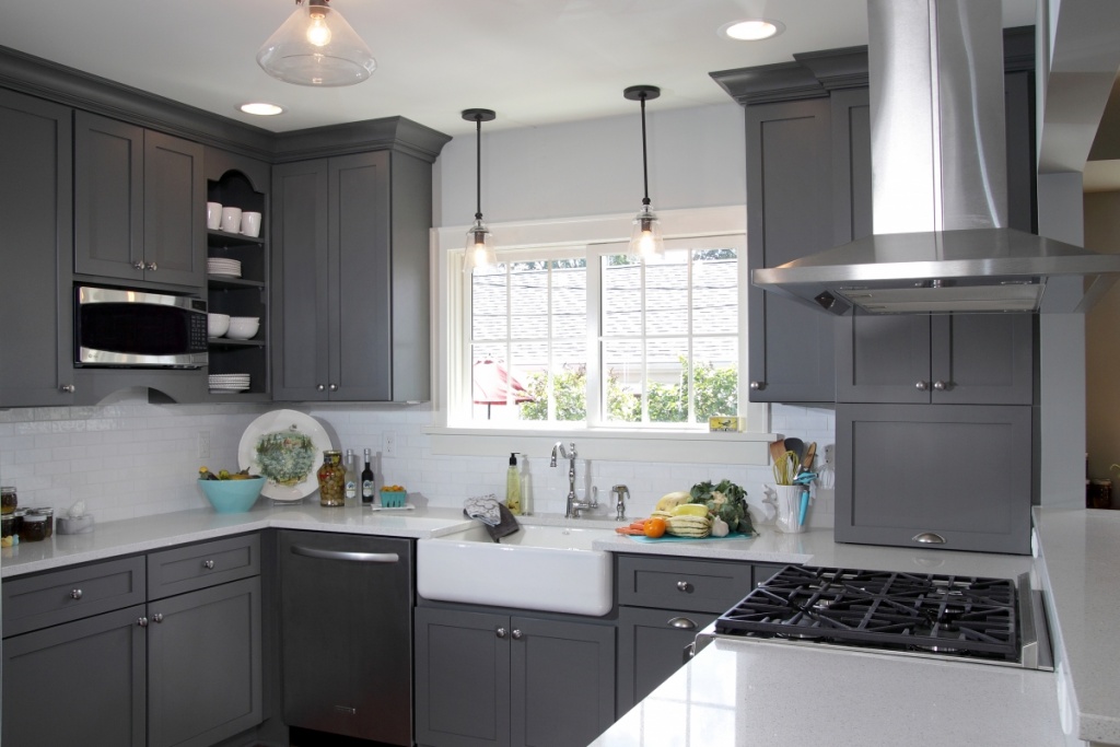 Compact gray kitchen cabinet