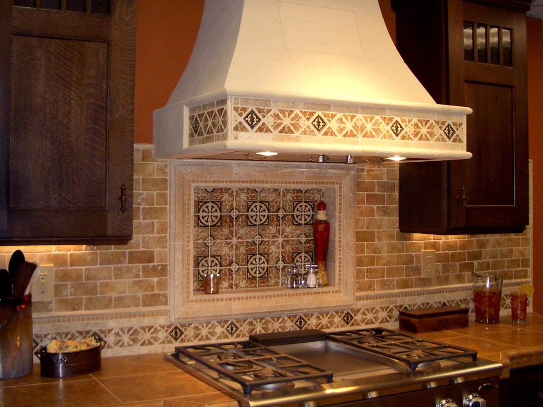 Country-style extractor hood