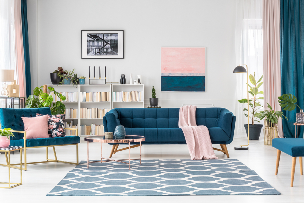 Nice living room with color pairing strategy