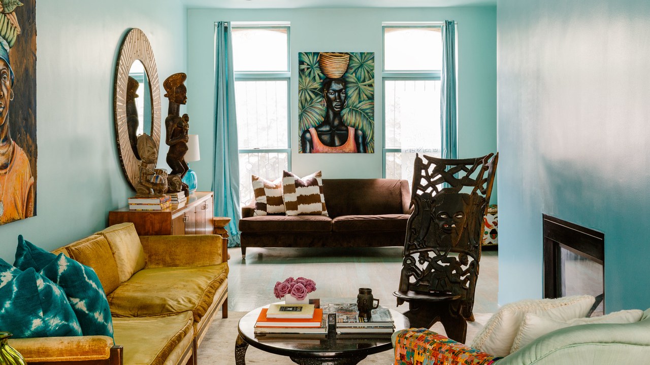 Aesthetic living room in brown and turquoise