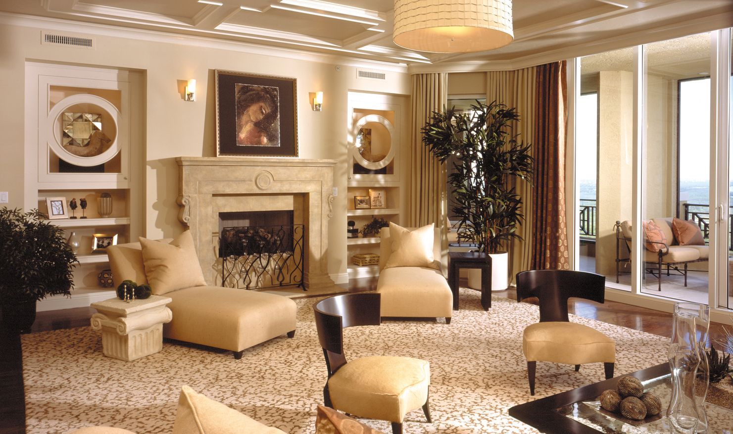 Large and glamorous living room