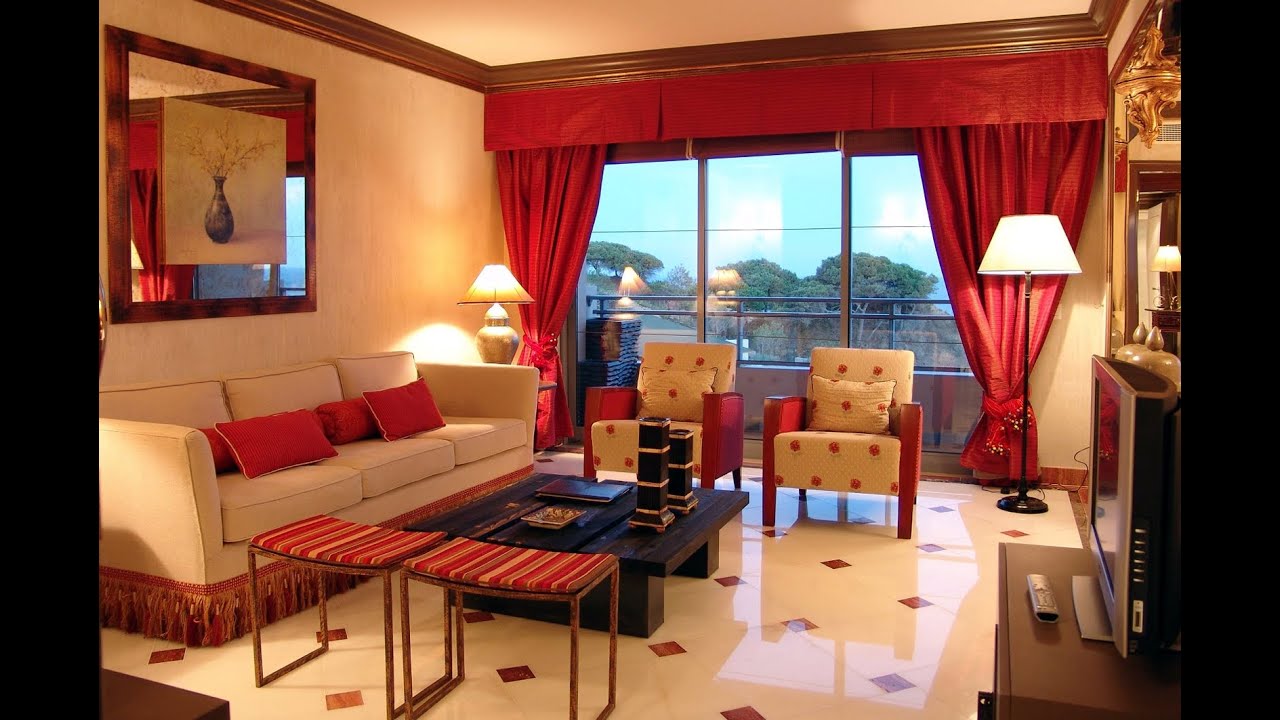 Two-tone tiles in the elegant living room