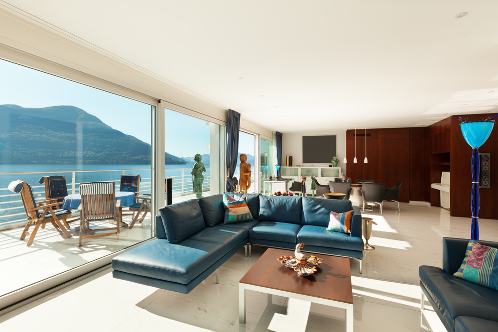 Exquisite cottage living room model