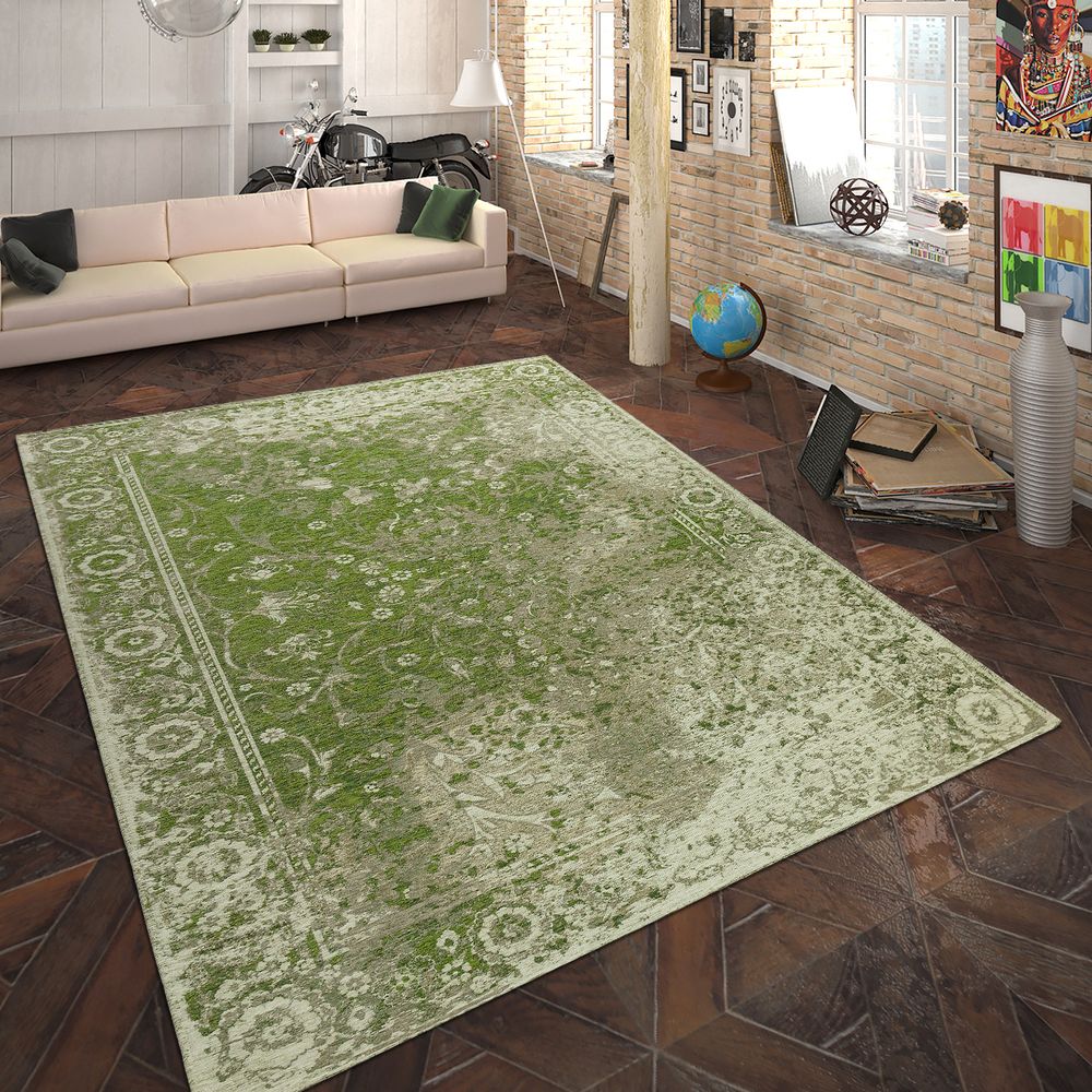 Living room with green carpet.  Source: Rug24.co.uk