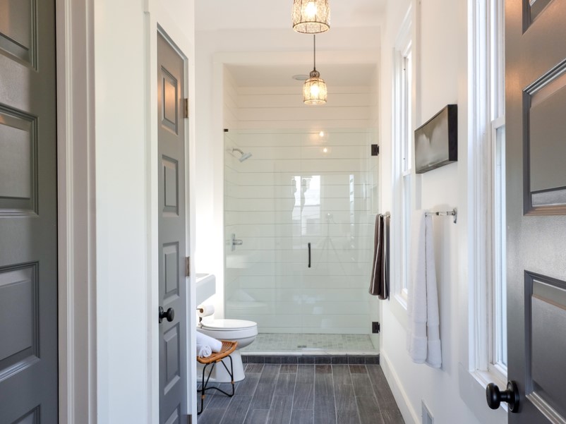 15 white bathroom ideas 2020 (simple yet elegant) 12