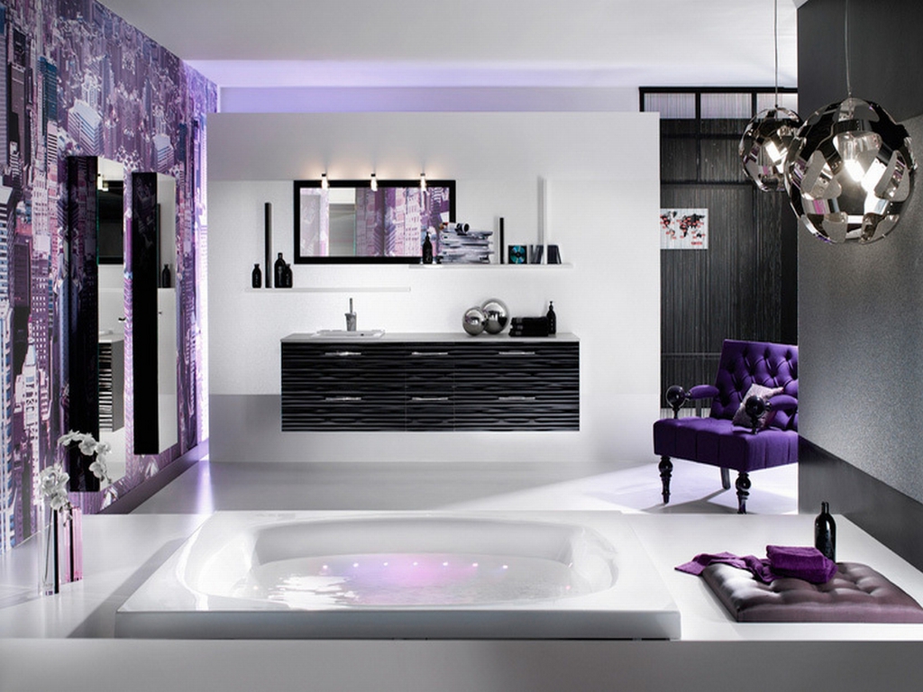 Fantastic purple bathroom