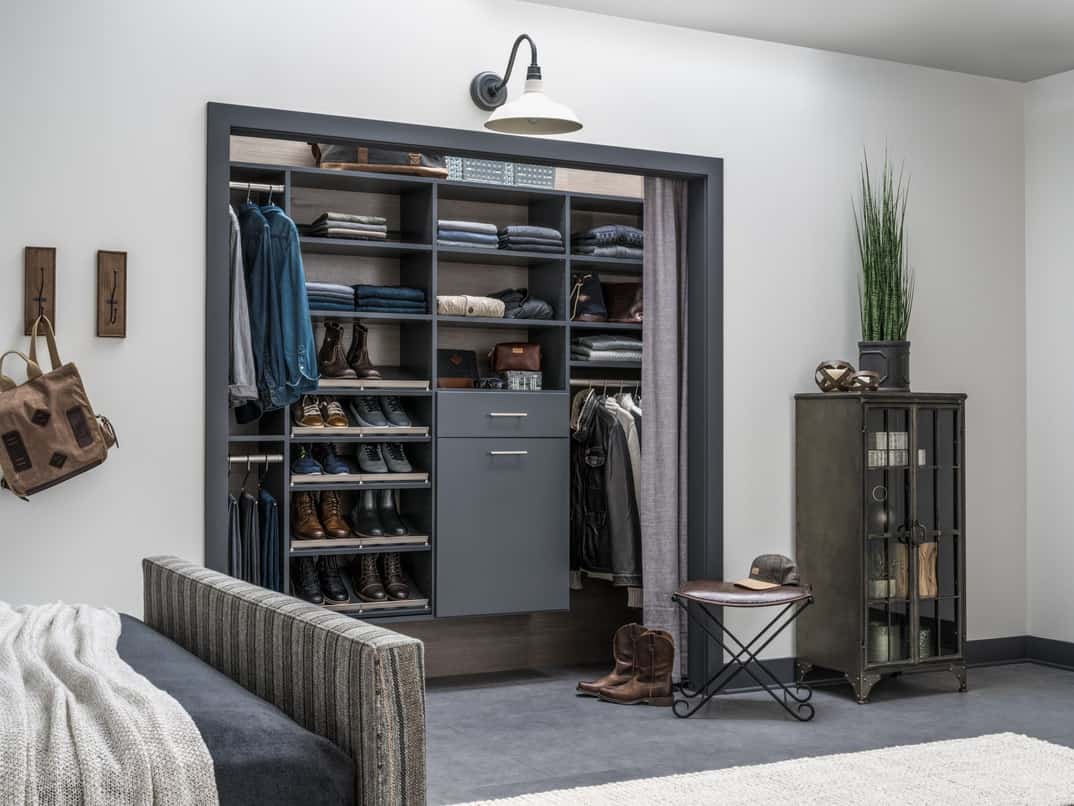 Minimalist bedroom cabinet