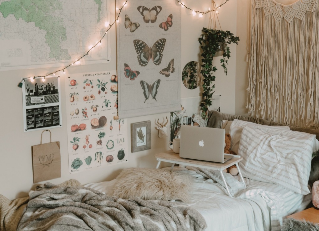Cozy college bedroom