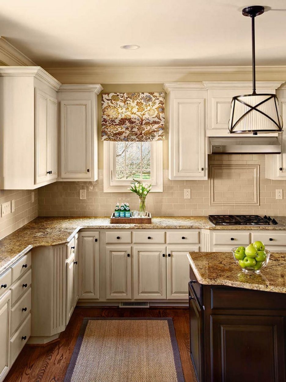 Smart white kitchen cabinet