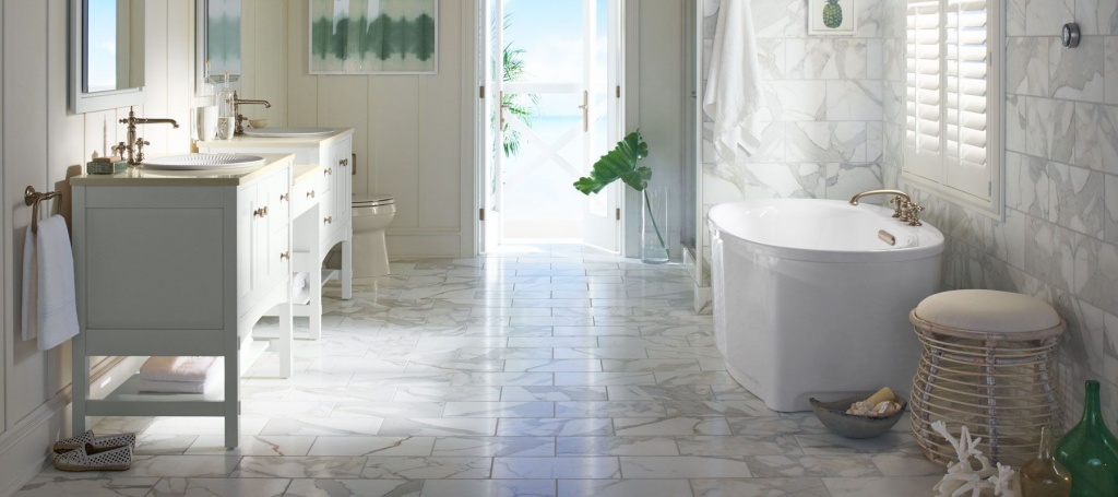 Clear marble bathroom