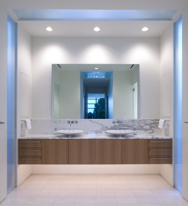 Bathroom lights Modern LED bathroom lighting Find this pin and more about NMAYNMQ at home