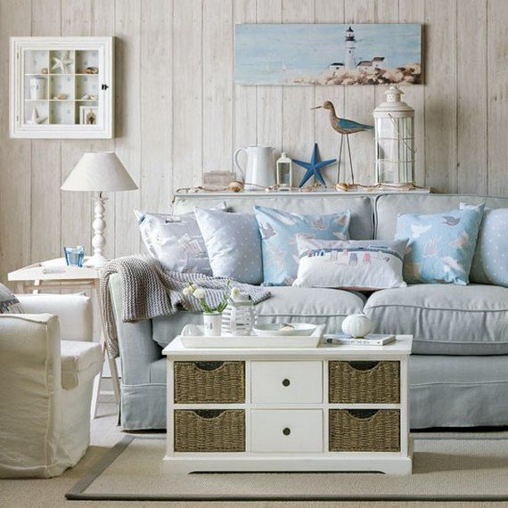 14 Great Beach Living Room Ideas - Decoholic |  Beach theme.
