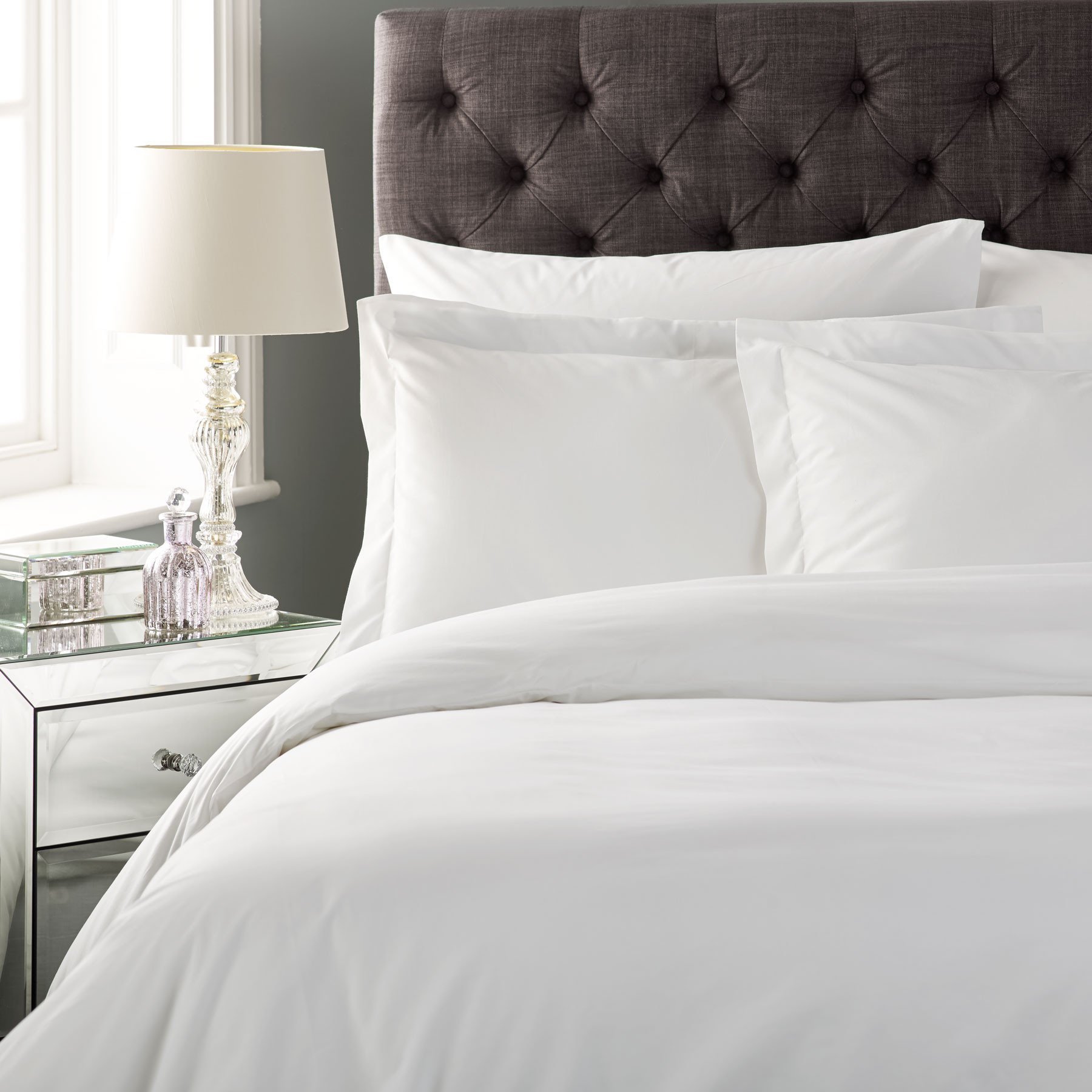 Exclusive real single-ply bed linen - white or light cream ... NFCLONW