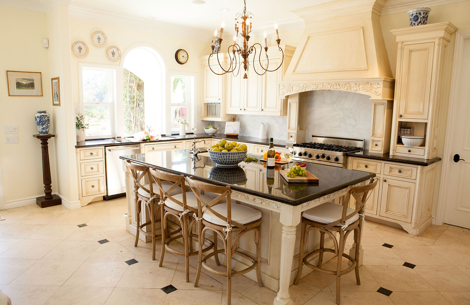 French country house kitchen 21 French country house kitchens MJOUJWP