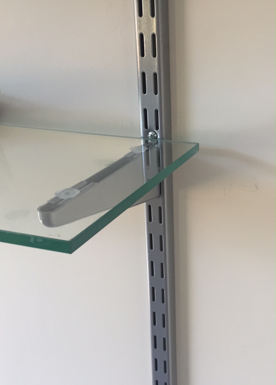 Glass shelves l6169 in situ with glass & ga twintrack CNWPGTS