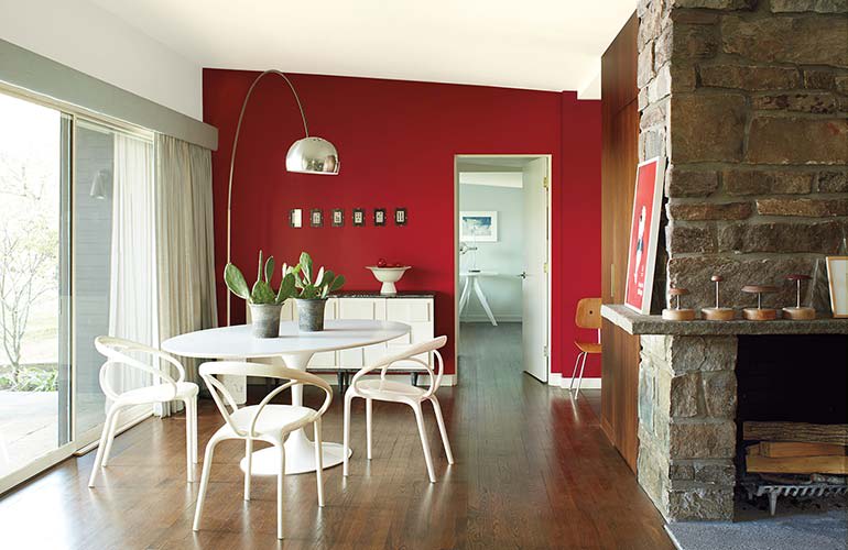 Interior paint colors a room with Benjamin Moore Caliente Af-290 interior paint PDKGARX