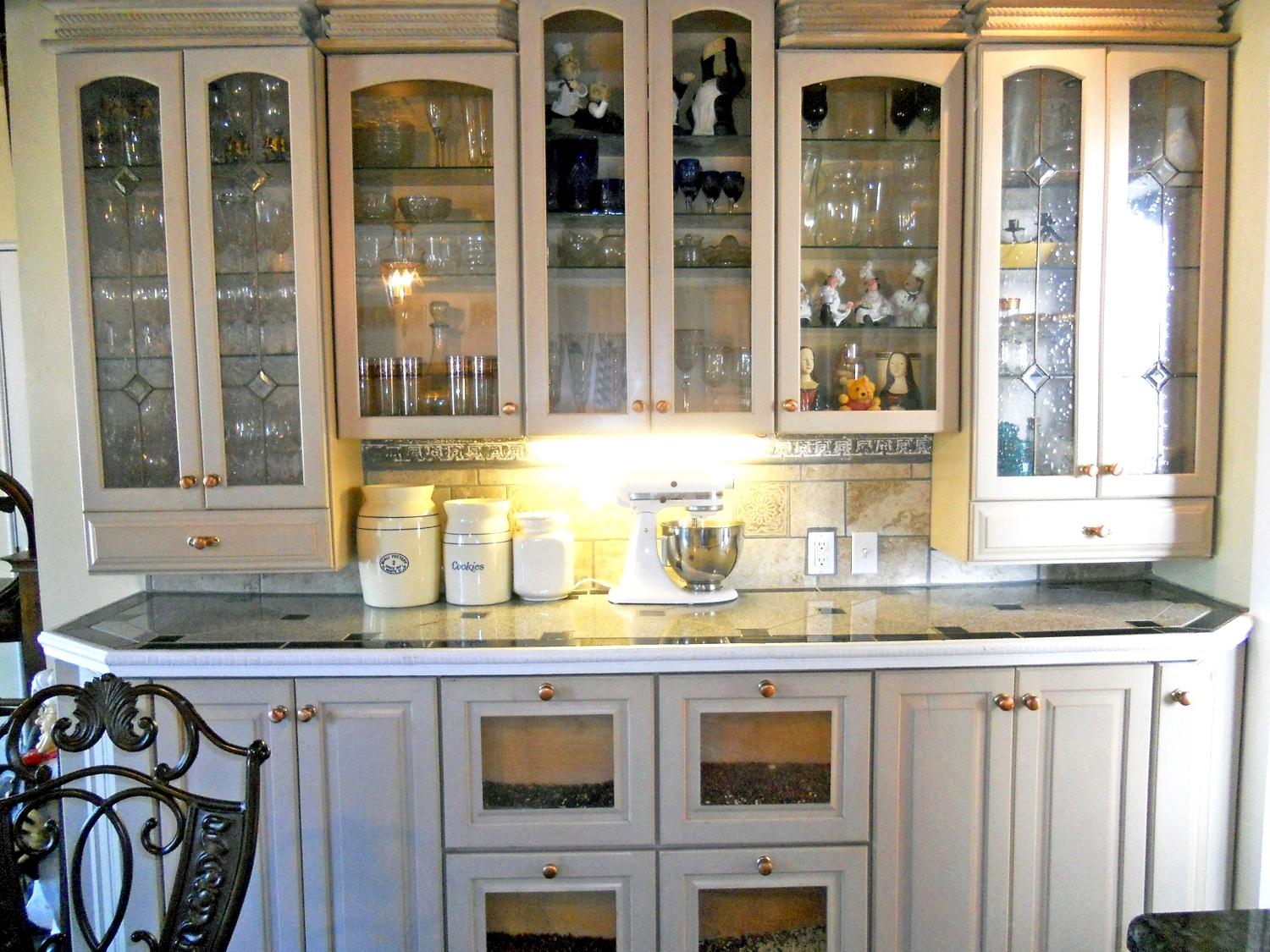 Kitchen cabinets with glass doors MOMLFLB