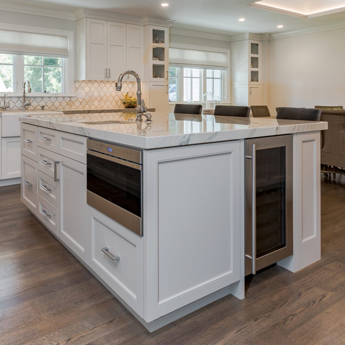 Kitchen island ideas integrate devices into your kitchen island DHVDREL