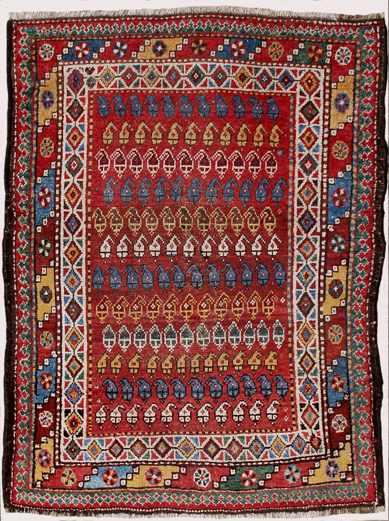Oriental carpets Carpets - fine oriental carpets |  persian carpets |  antique carpets |  belouch carpets - HPKMGCI