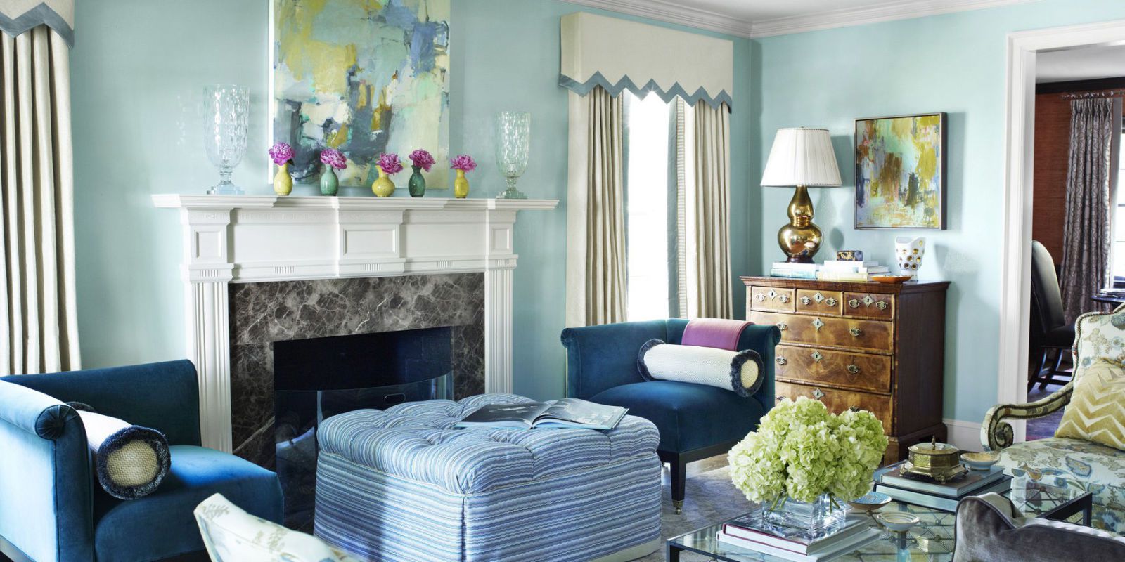 paint ideas for living room the heavenly airiness of the walls painted in benjamin mooreu0027s antiguan sky LXCBRZI