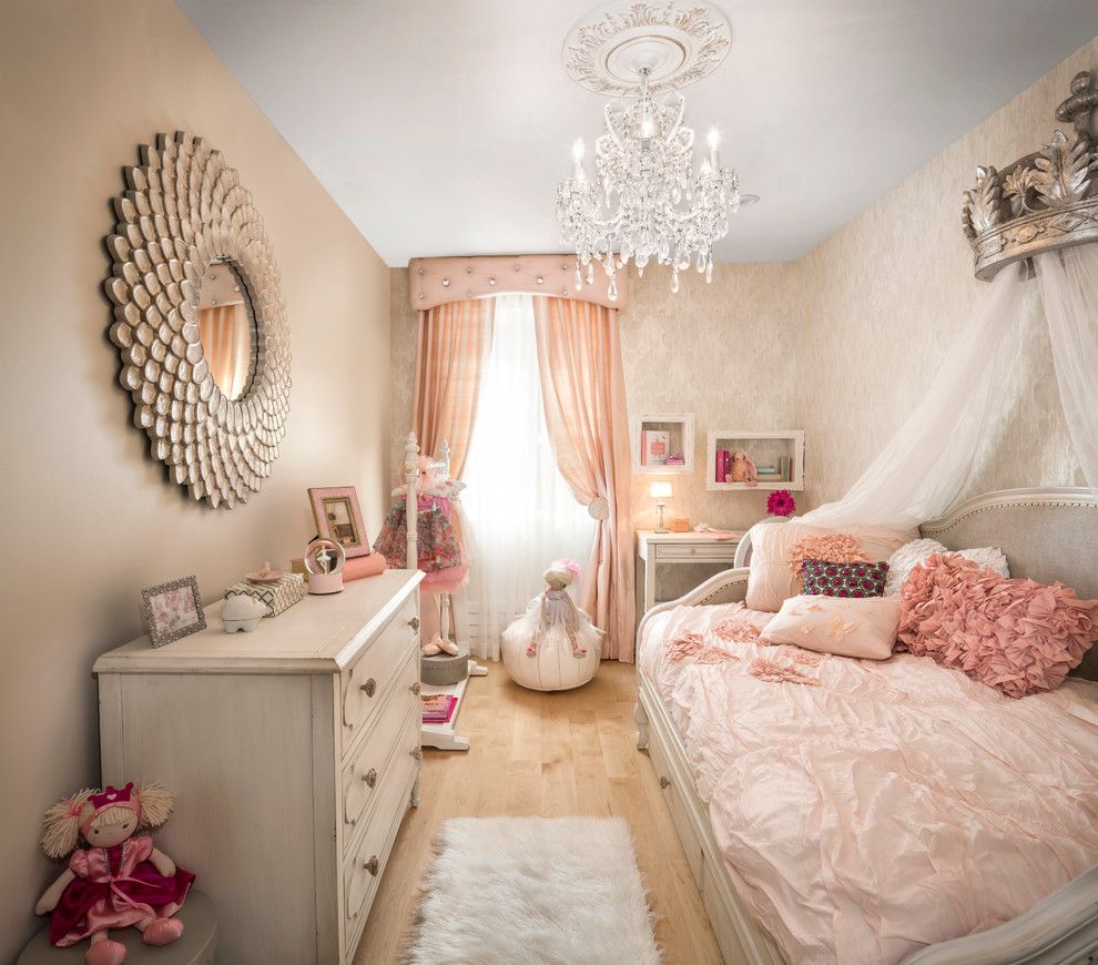 Princess Bedroom Ideas A day bed is the perfect choice for a Teenu0027 bedroom.  it IFHSLCD