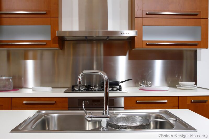 Pictures of kitchens - Modern - Medium sized wooden kitchen cabinets.