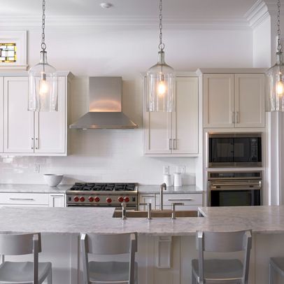 Traditional cuisine |  Kitchen lighting design, white kitchen.