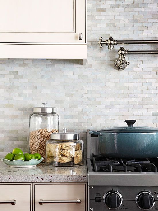 27 ceramic tile kitchen backsplashes that will grab your attention - DigsDi
