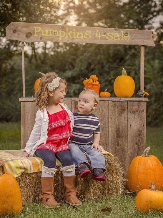 21 Fall Pumpkin Stands for Outdoor and Indoor Decoration |  Pumpkin.