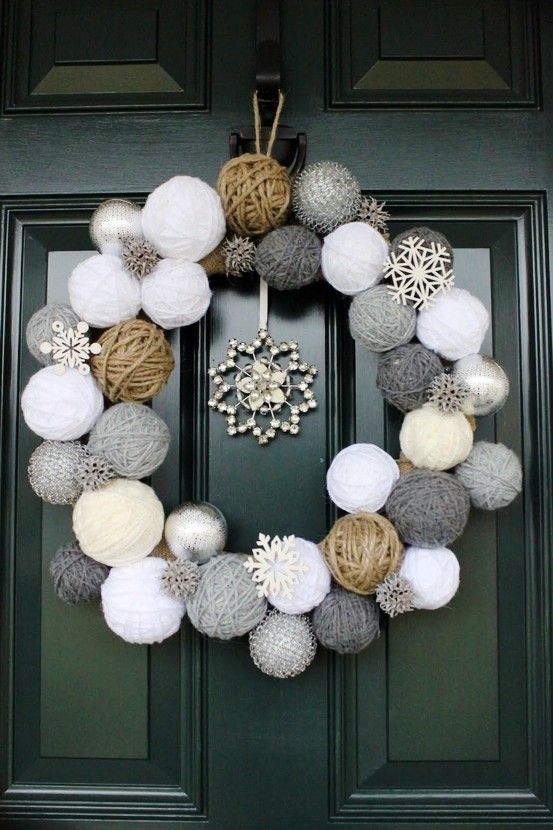 57 Stunning Christmas Door Decorating Ideas - DigsDi
